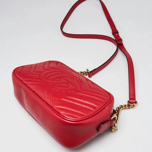 Gucci Red Quilted Leather Marmont Metalasse Small Camera Bag - Picture 3 of 12
